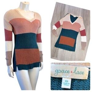 GRACE & LACE striped long vneck knit cozy sweater. Like new condition. Size XS.